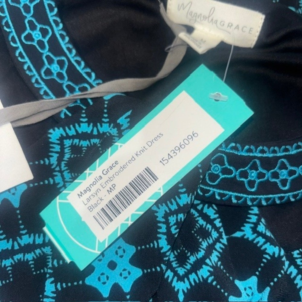 NWT Magnolia Grace Larsyn Embroidered Knit Dress Black Teal Petite Medium NWT - Picture 6 of 9